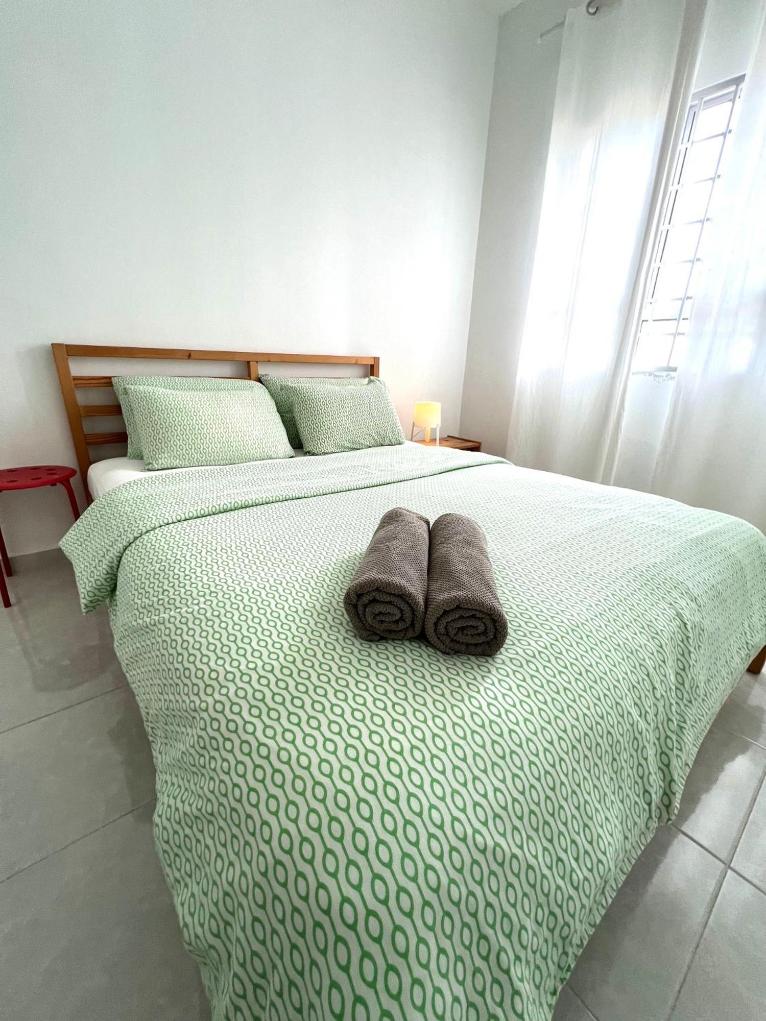 Ocean-View Studio For 2Pax -9Min To Pasarpayang-Mayangmall-Drawbridge Kuala Terengganu Exterior photo